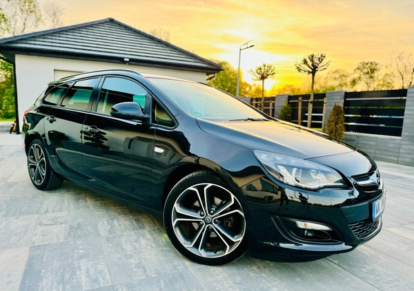 Opel Astra cena 27900 przebieg: 189000, rok produkcji 2013 z Wąsosz małe 742